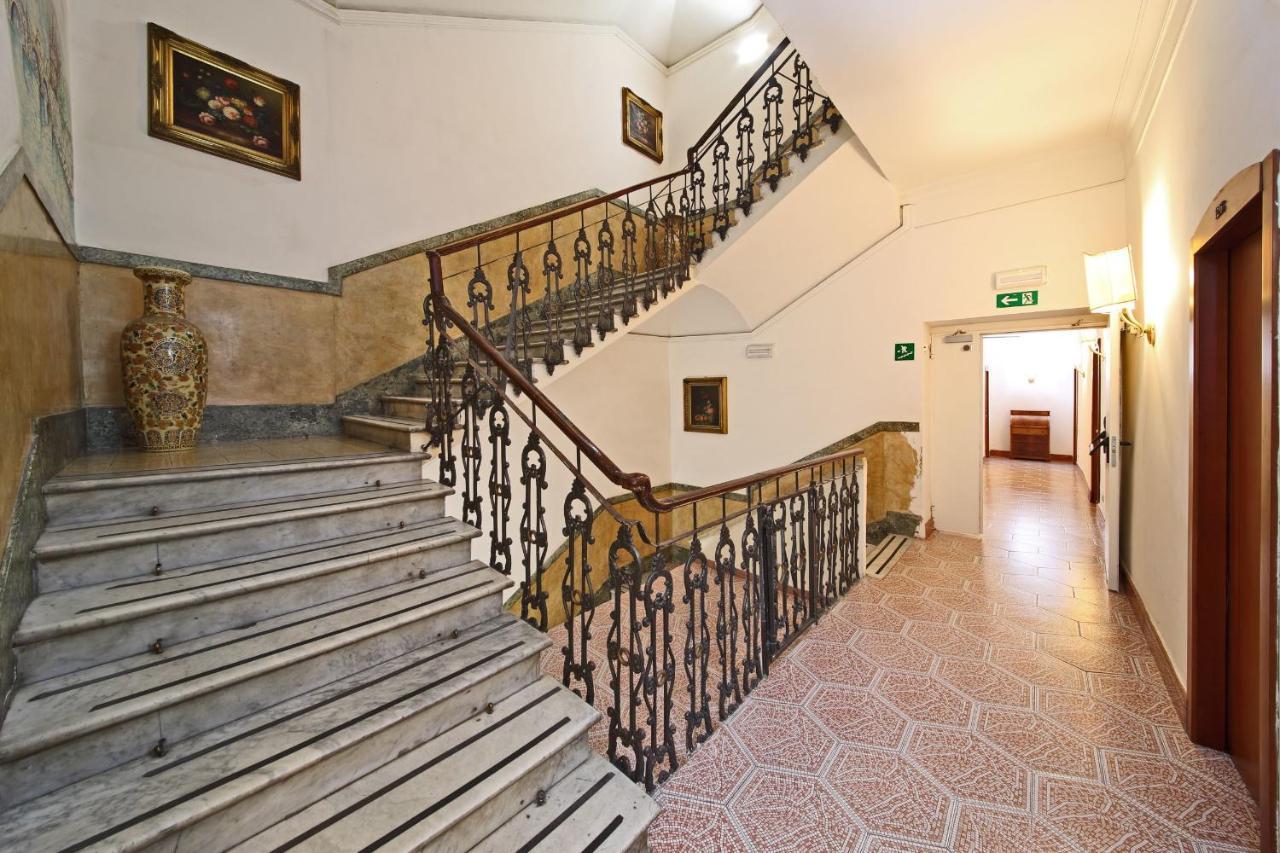 Hotel Nizza Rom Exteriör bild